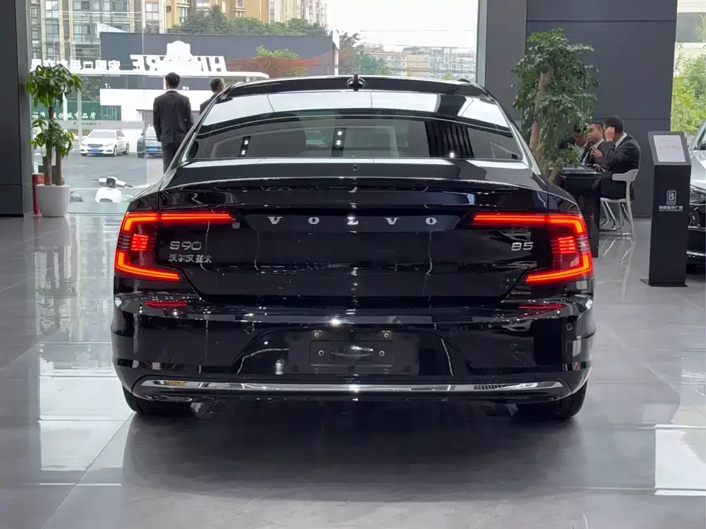Volvo S90 2022 из CN, фото 8