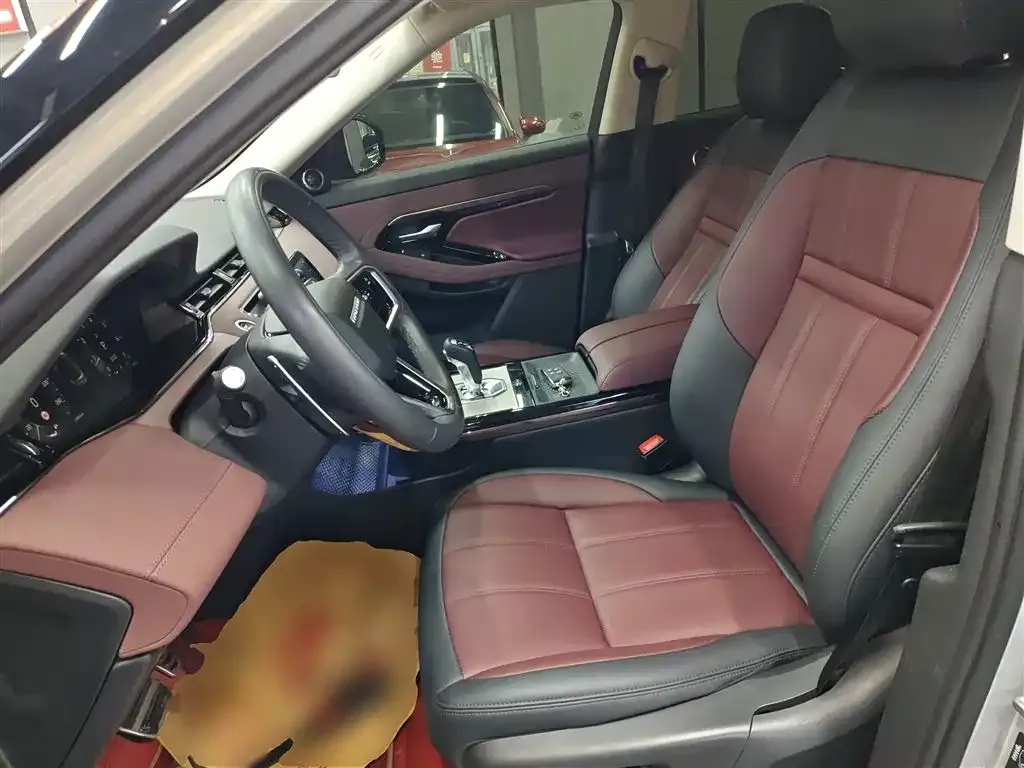 Land Rover Evoque 2023 из CN, фото 6