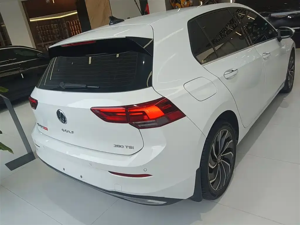 Volkswagen Golf 2021 из CN, фото 6