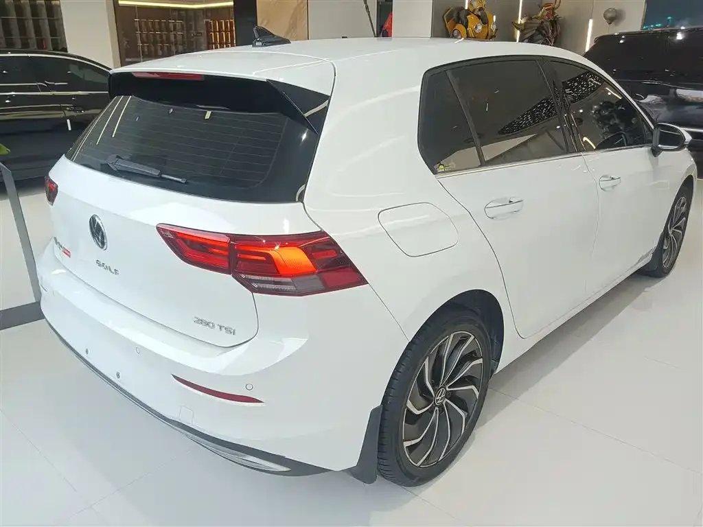 Volkswagen Golf 2021 из CN, фото 7