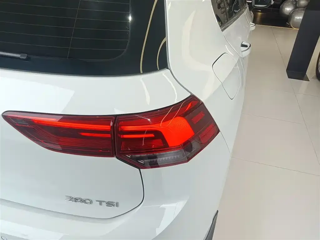 Volkswagen Golf 2021 из CN, фото 8