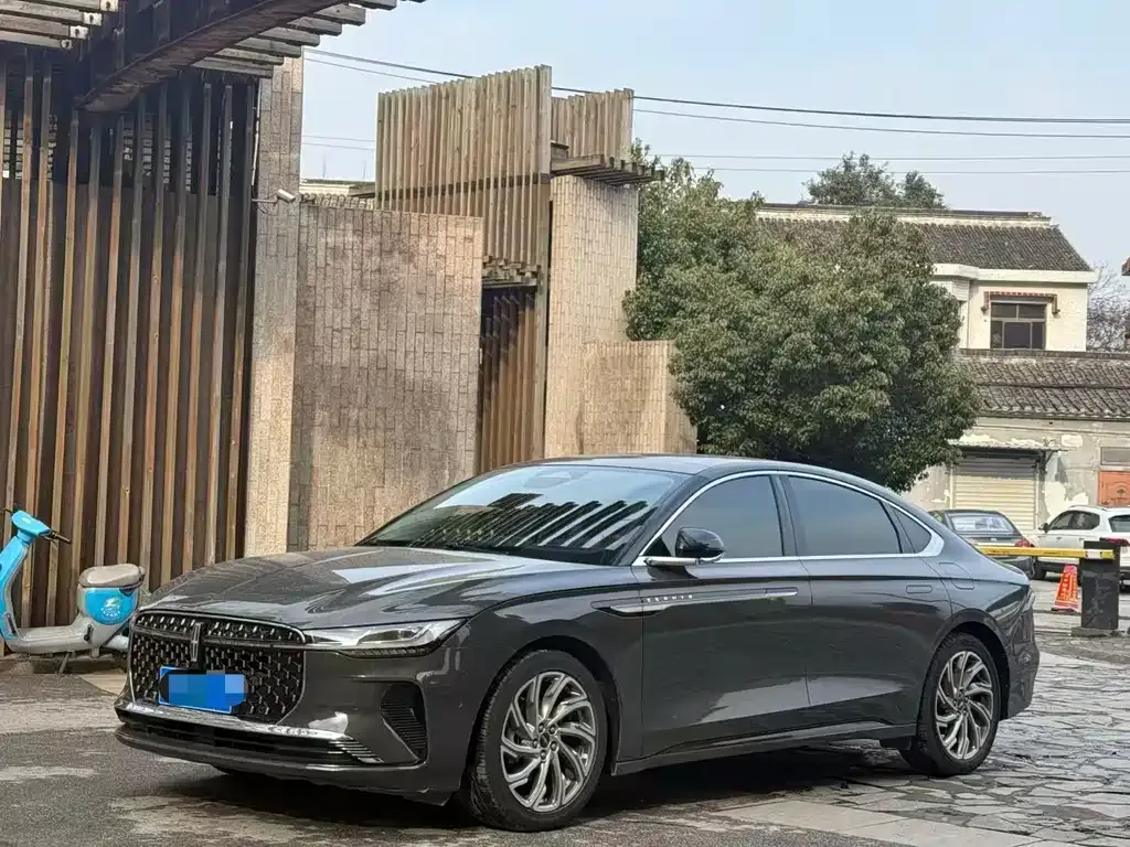 Lincoln Z 2022 из CN, фото 1