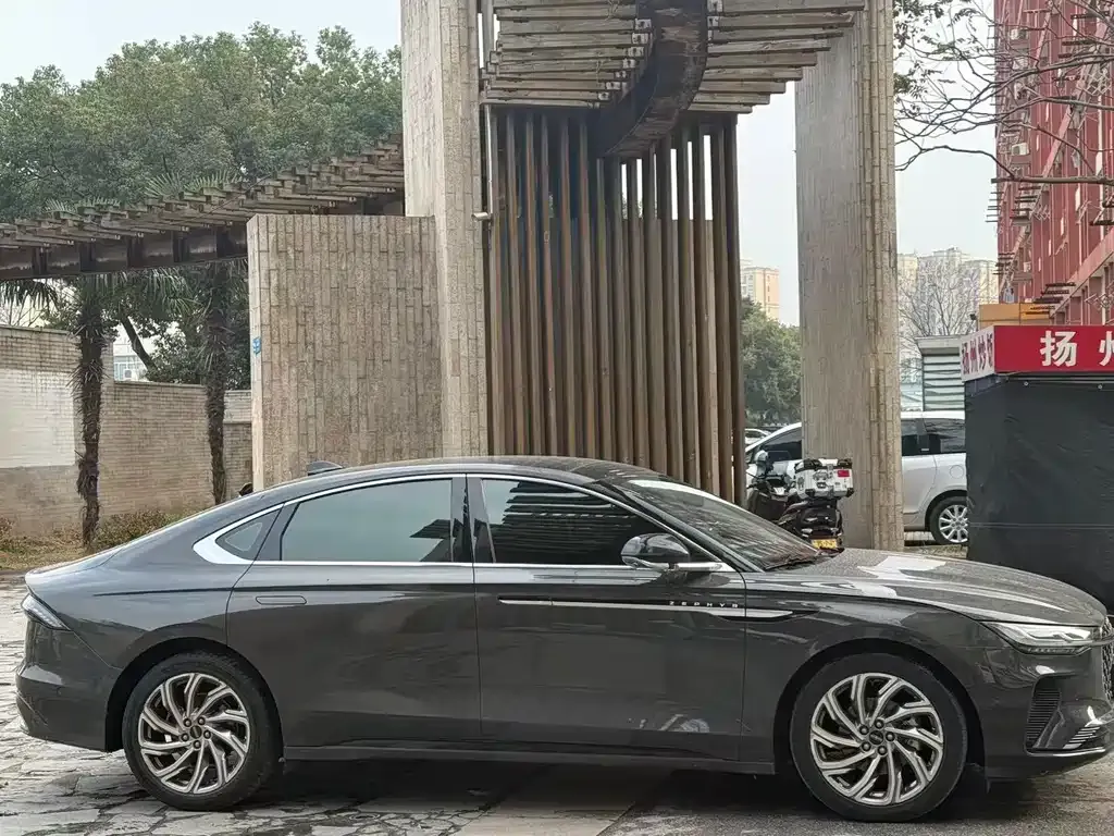 Lincoln Z 2022 из CN, фото 7