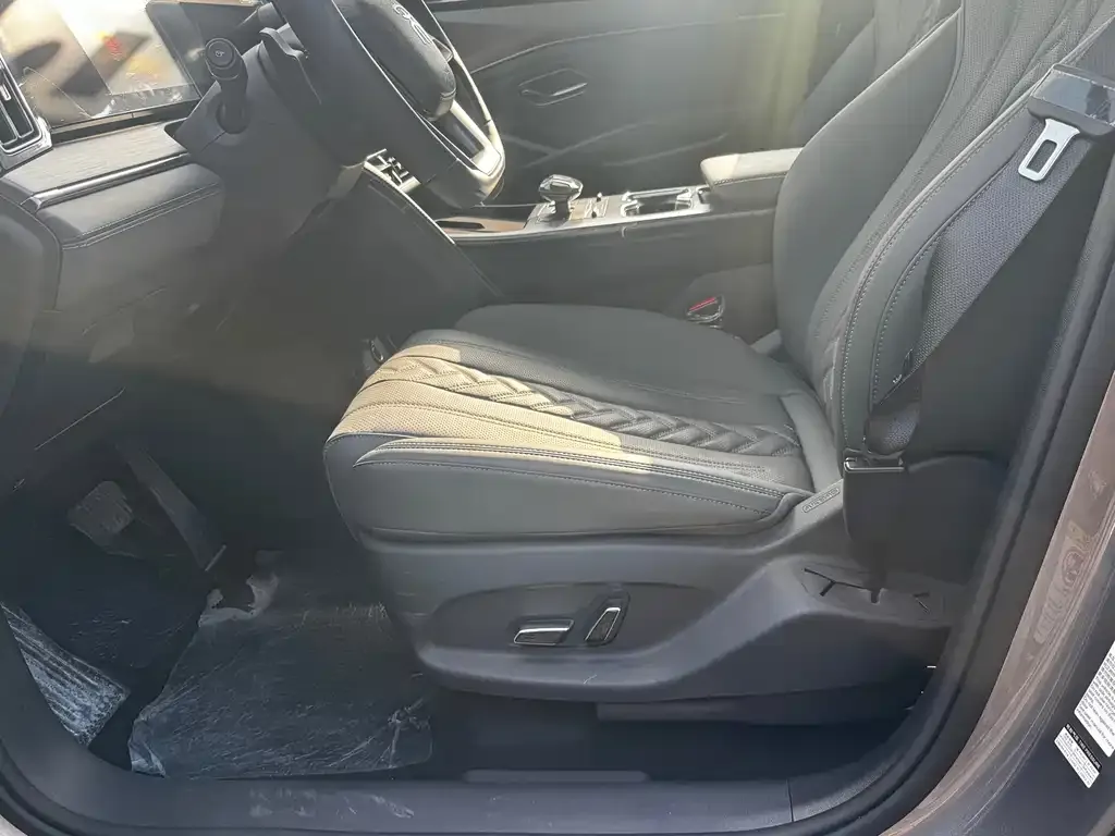 BYD L DM-i 2025 из CN, фото 9
