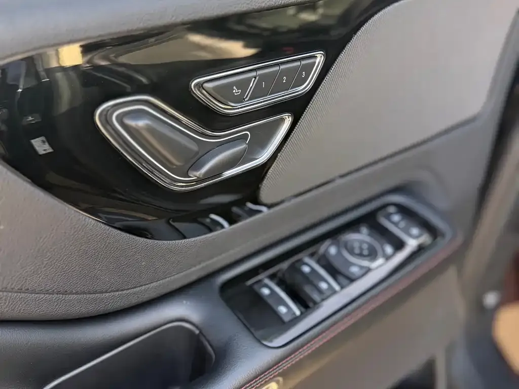 Lincoln Aviator 2021 из CN, фото 9