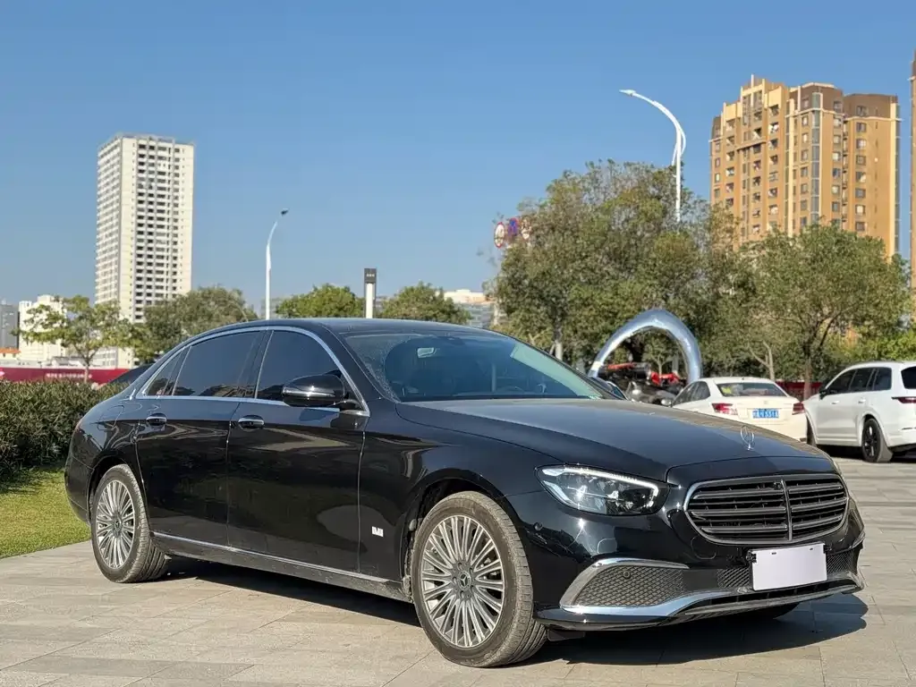 Mercedes-Benz E-Class 2023 из CN, фото 3