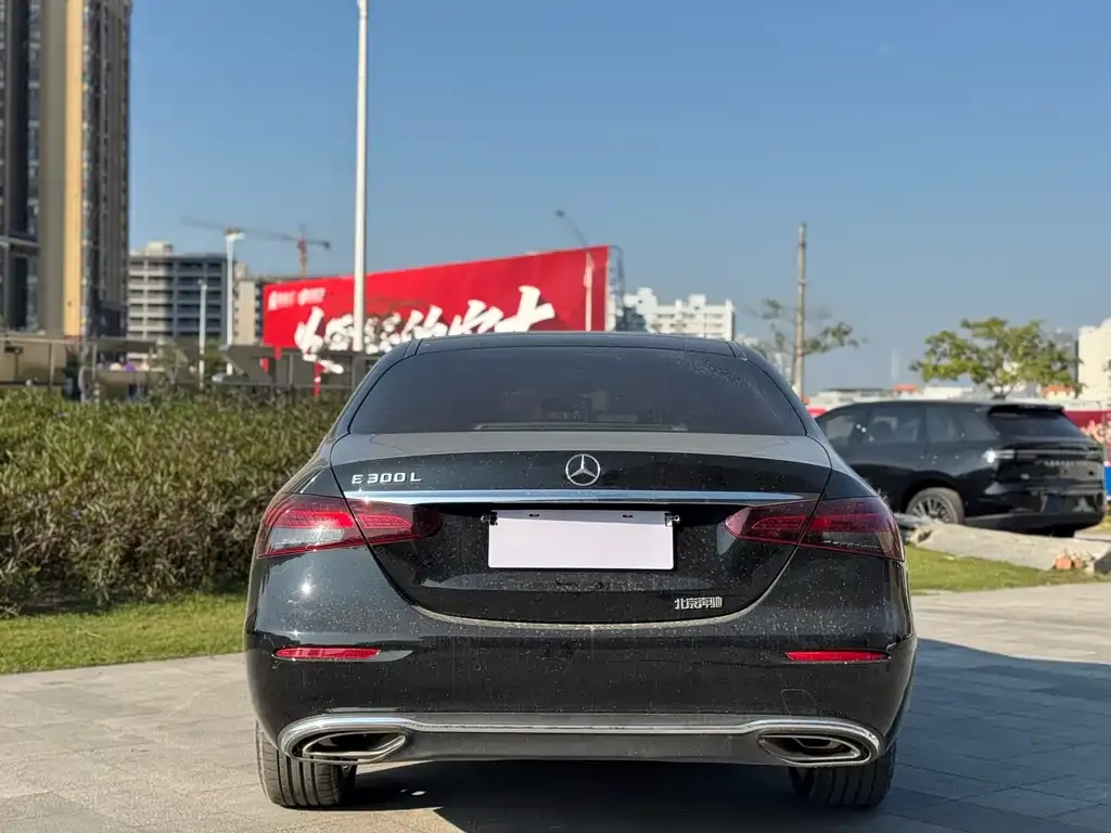 Mercedes-Benz E-Class 2023 из CN, фото 7