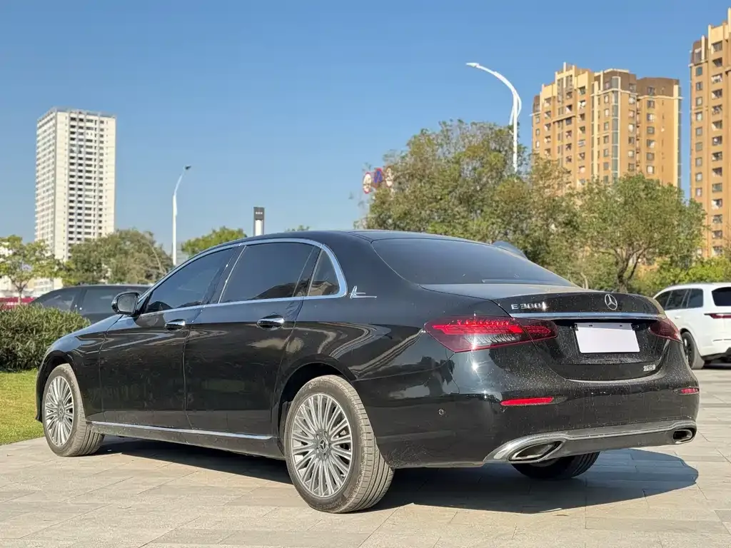 Mercedes-Benz E-Class 2023 из CN, фото 8