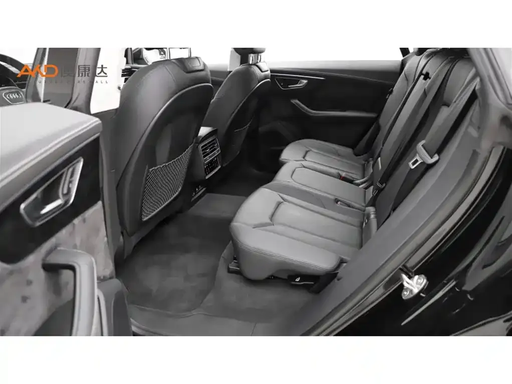 Audi Q8 2022 из CN, фото 4