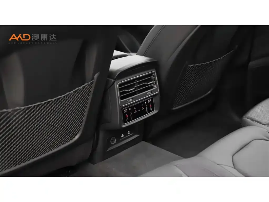 Audi Q8 2022 из CN, фото 7