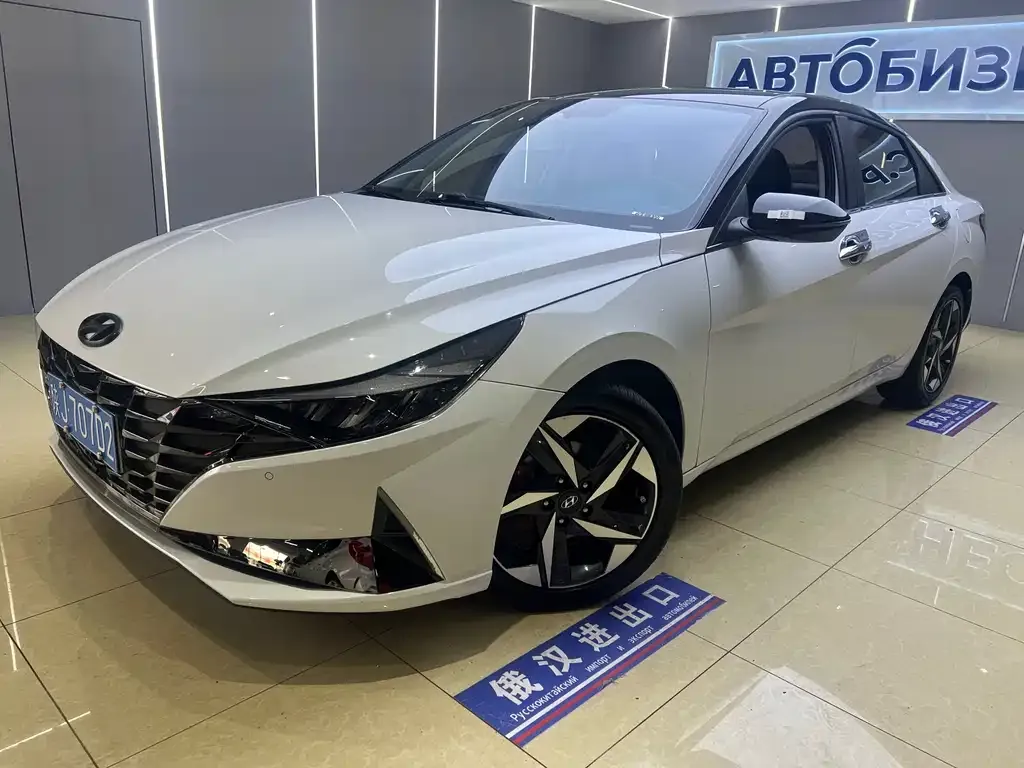 Hyundai Elantra 2021 из CN, фото 1