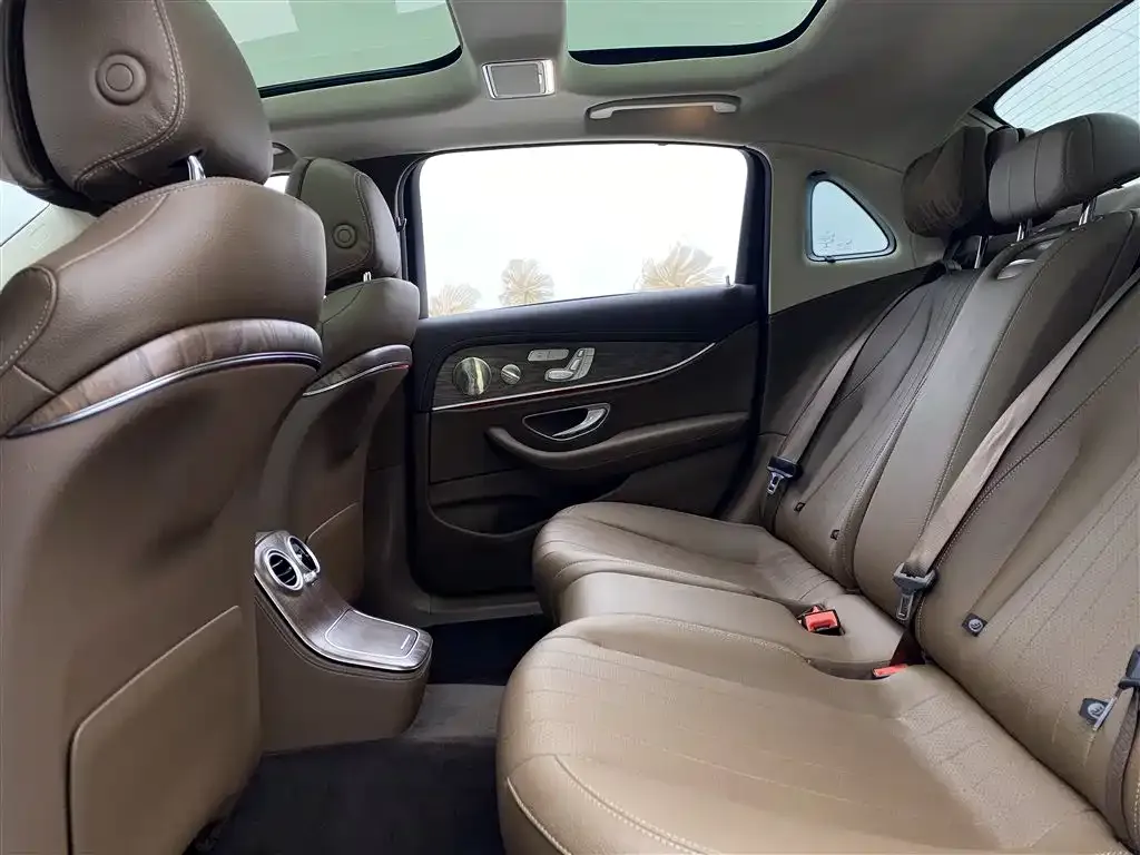 Mercedes-Benz E-Class 2021 из CN, фото 8