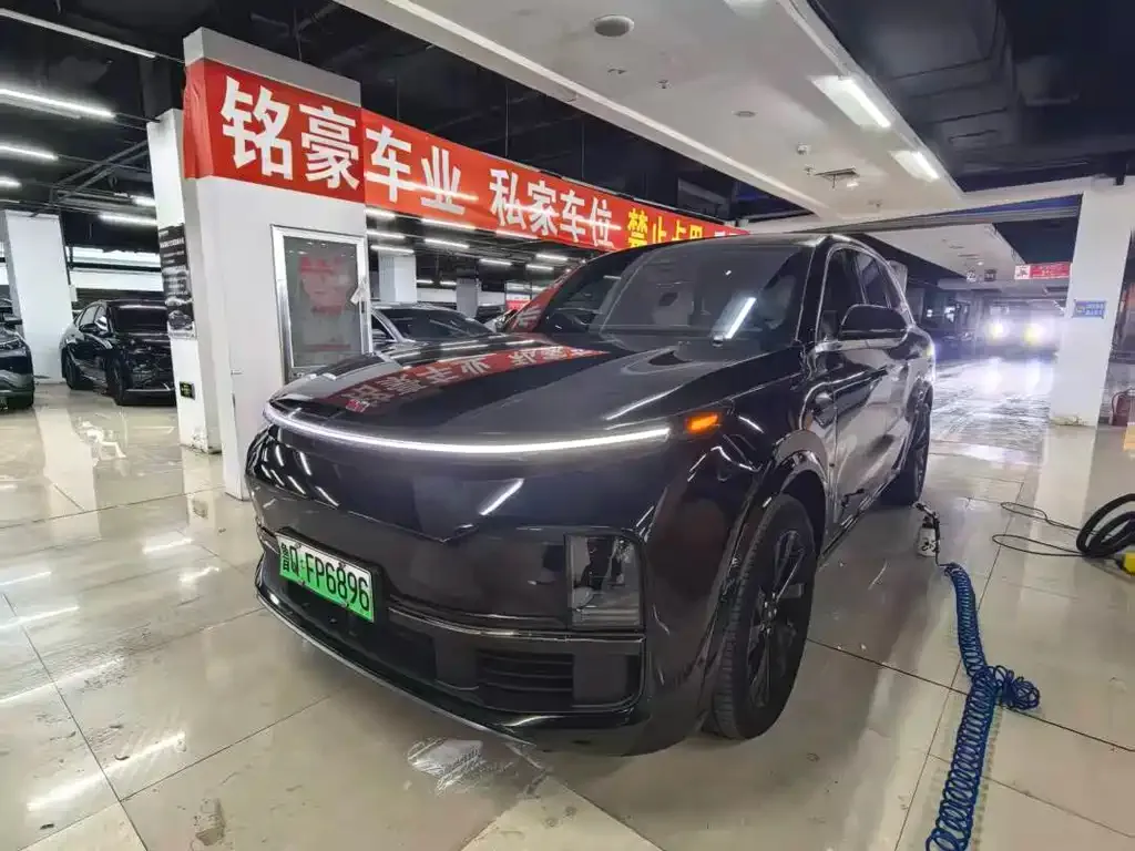 Li Auto L8 2023 из CN, фото 1