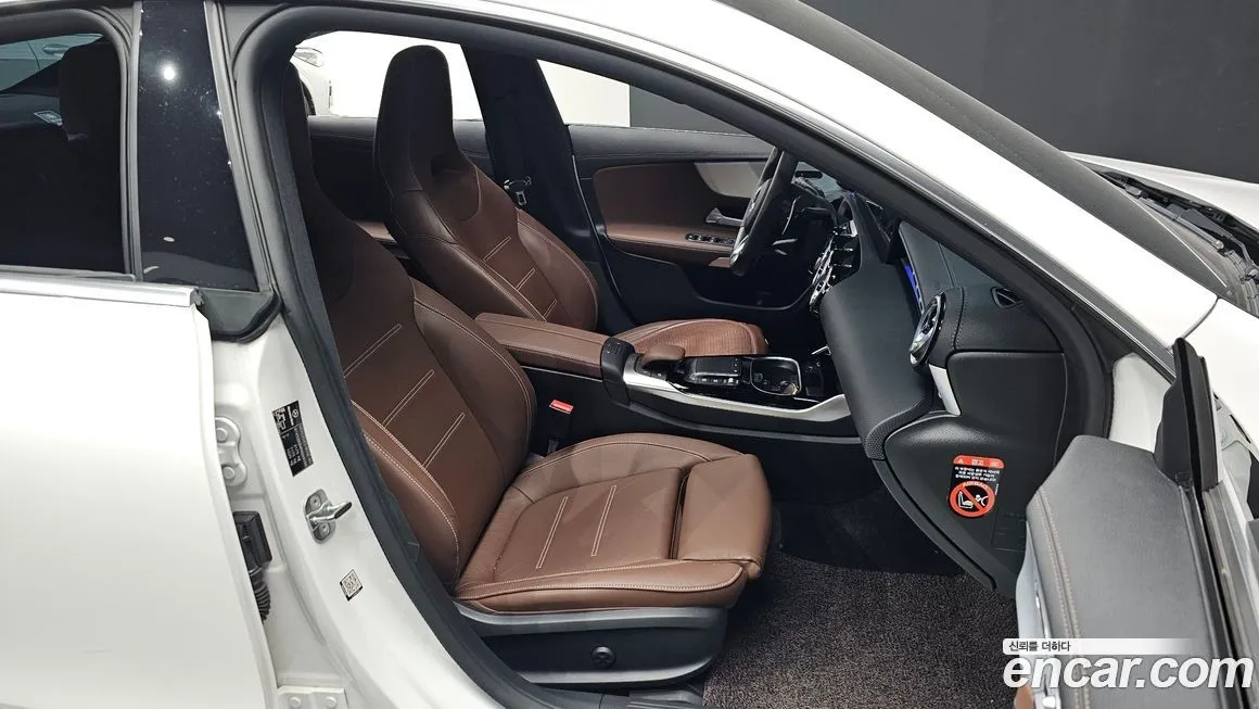 Mercedes-Benz CLA-Class — фото 10