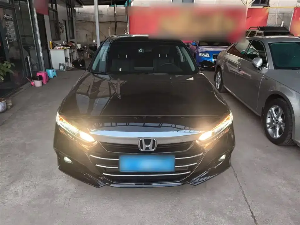 Honda Accord — фото 2