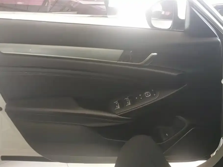 Honda Accord 2021 из CN, фото 6