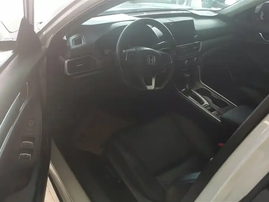 Honda Accord 2021 из CN, фото 5