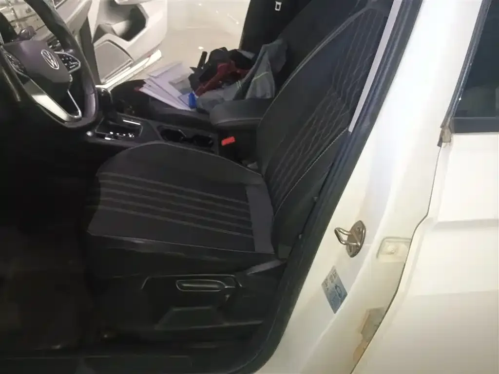 Volkswagen Tiguan L 2022 из CN, фото 7
