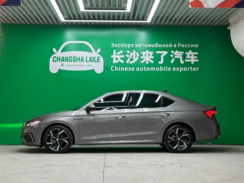 Skoda Octavia 2022 из CN, фото 6