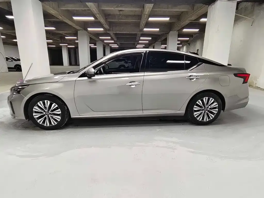 Nissan Teana 2022 из CN, фото 4