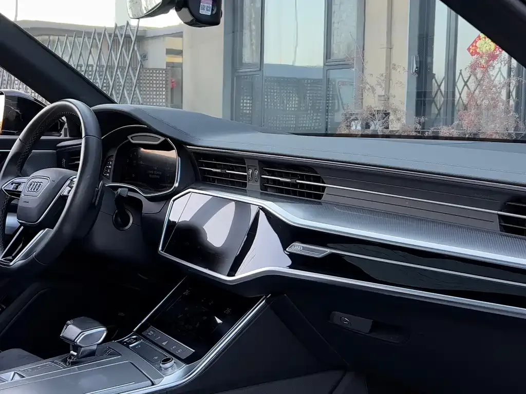 Audi A6L 2022 из CN, фото 3