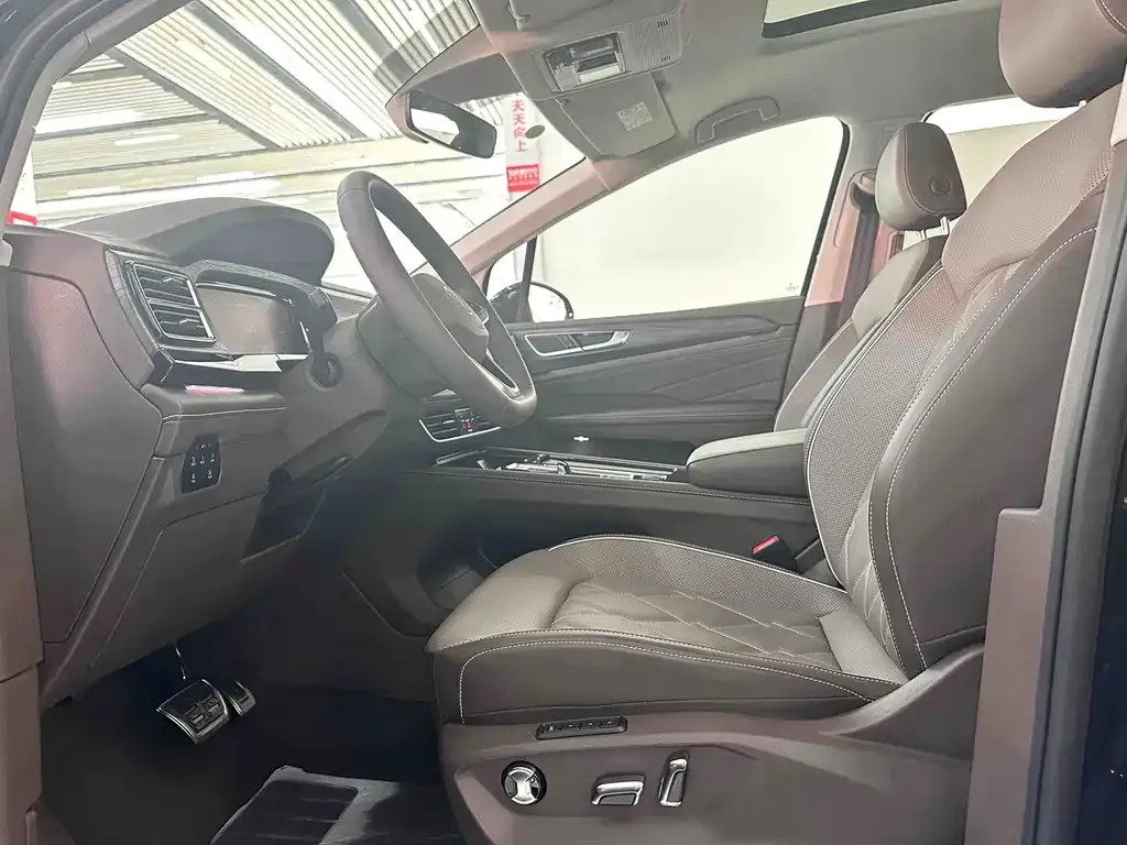 Volkswagen Viloran 2024 из CN, фото 9