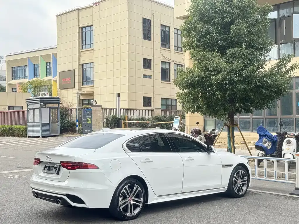 Jaguar XEL 2023 из CN, фото 4