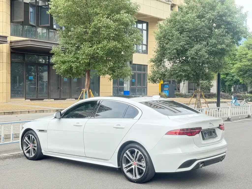 Jaguar XEL 2023 из CN, фото 10