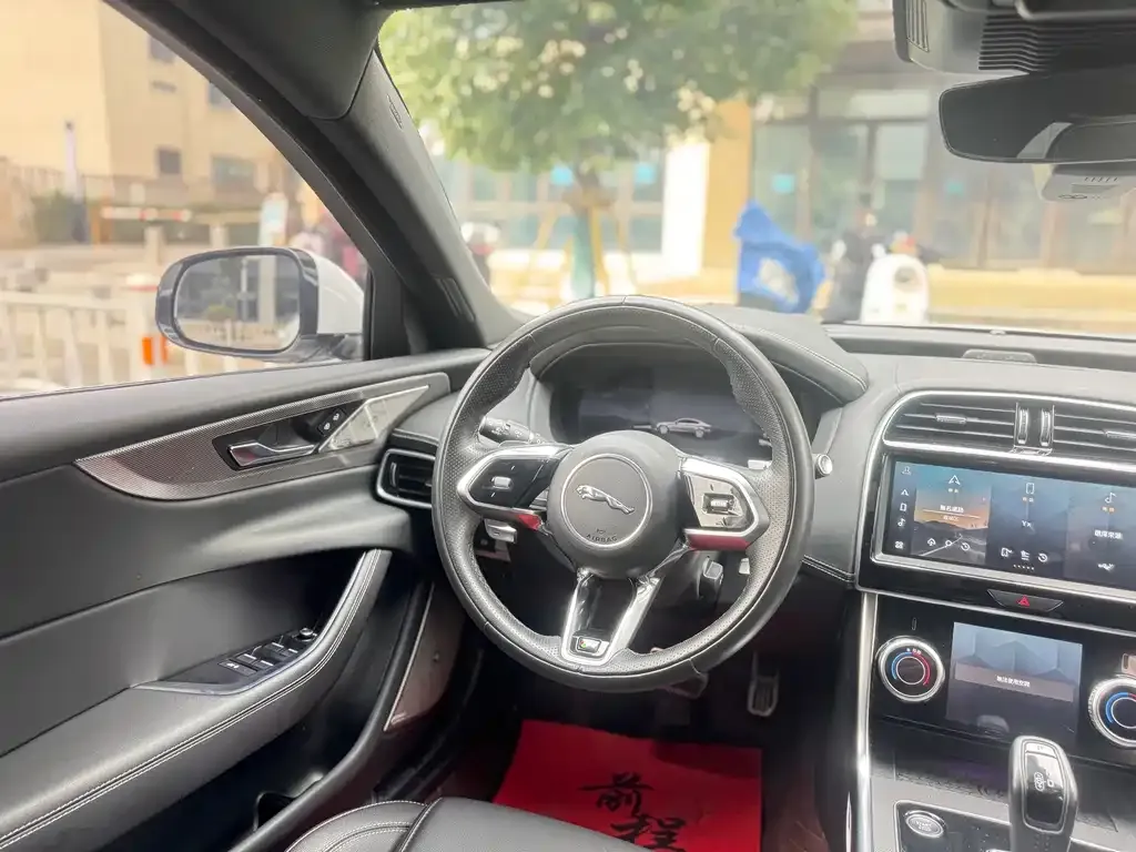 Jaguar XEL 2023 из CN, фото 2