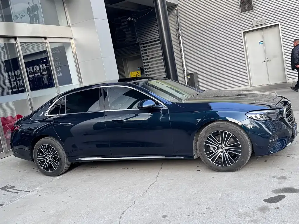 Mercedes-Benz E-Class 2025 из CN, фото 10