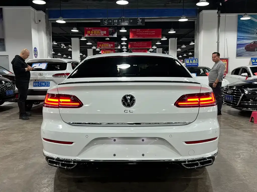 Volkswagen CC 2022 из CN, фото 8
