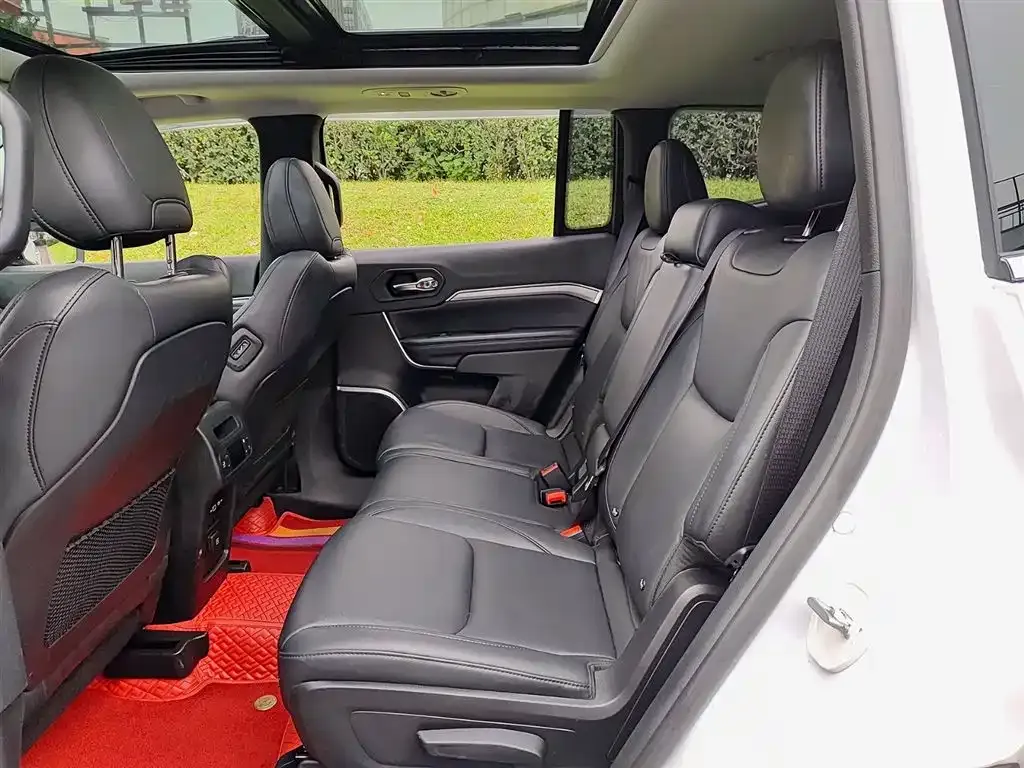 Jeep Grand Commander 2022 из CN, фото 8