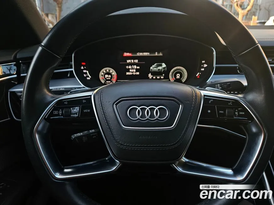 Audi A8 2021 из KR, фото 8