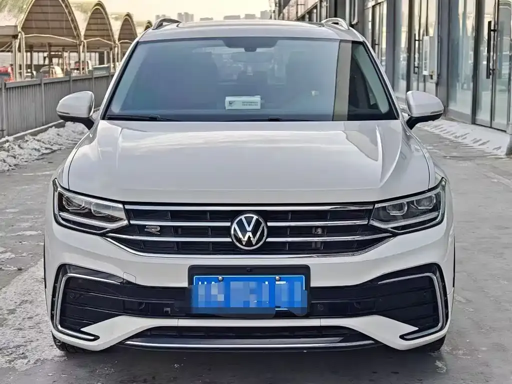 Volkswagen Tiguan L 2021 из CN, фото 2