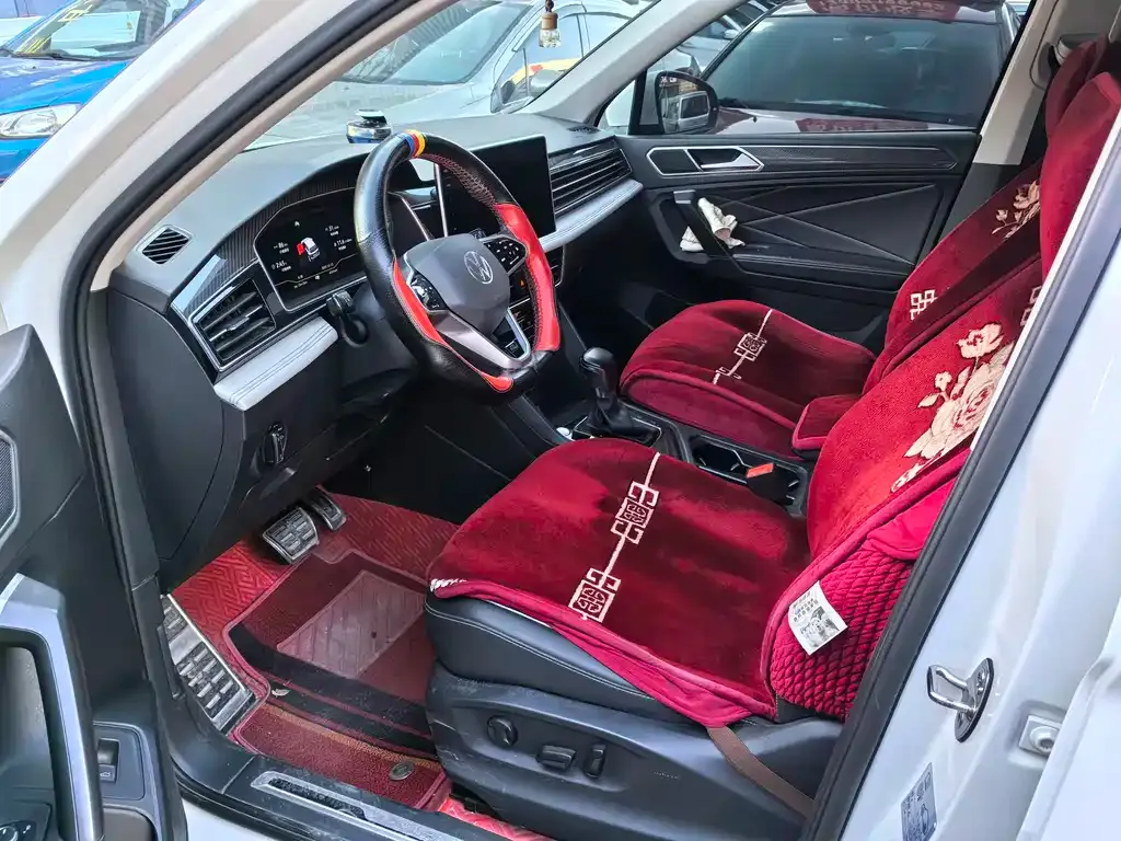 Volkswagen Tiguan L 2021 из CN, фото 7