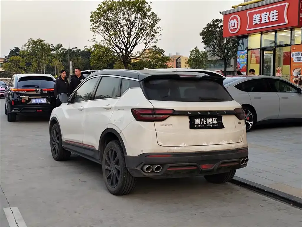 Geely Binyue 2023 из CN, фото 2