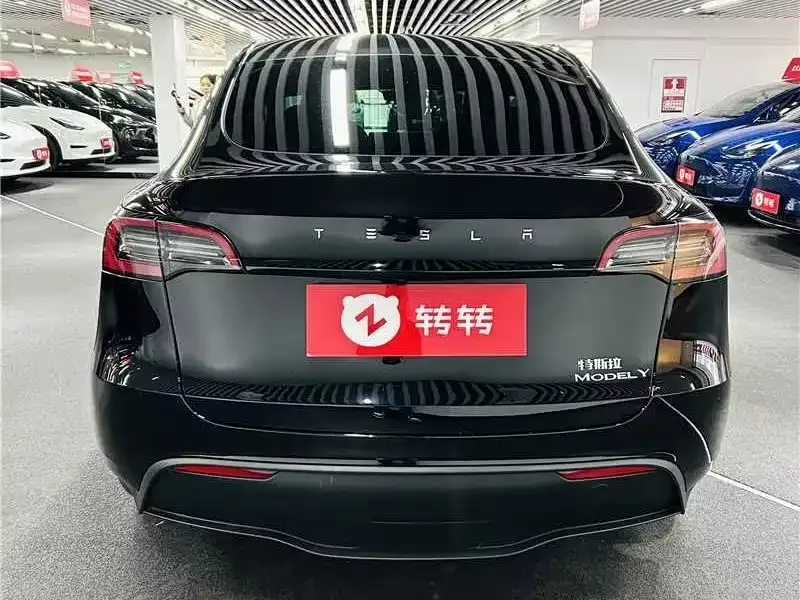 Tesla Model Y 2024 из CN, фото 10