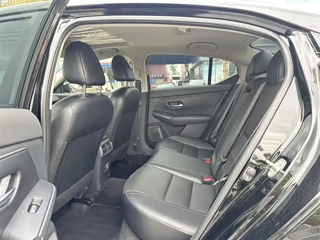 Nissan Sylphy 2023 из CN, фото 4