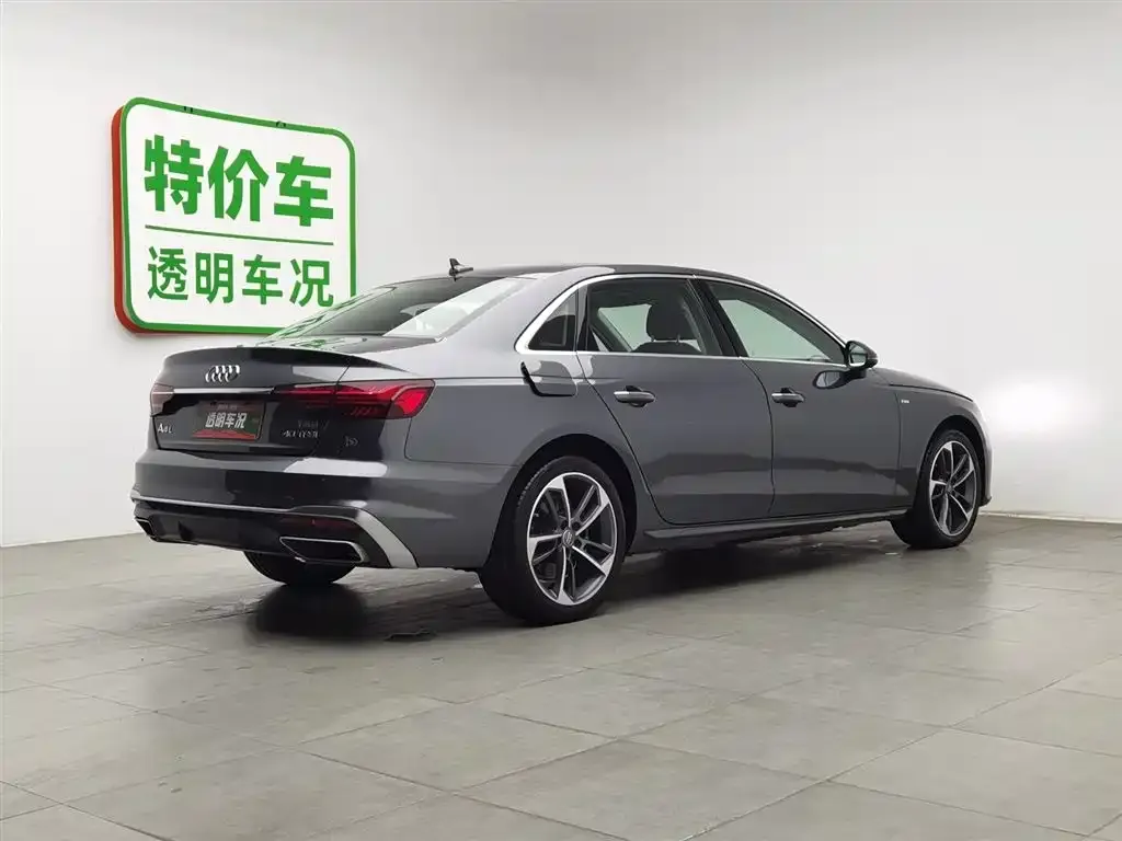 Audi A4L 2021 из CN, фото 8