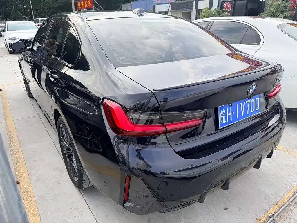 BMW 3 Series 2023 из CN, фото 9