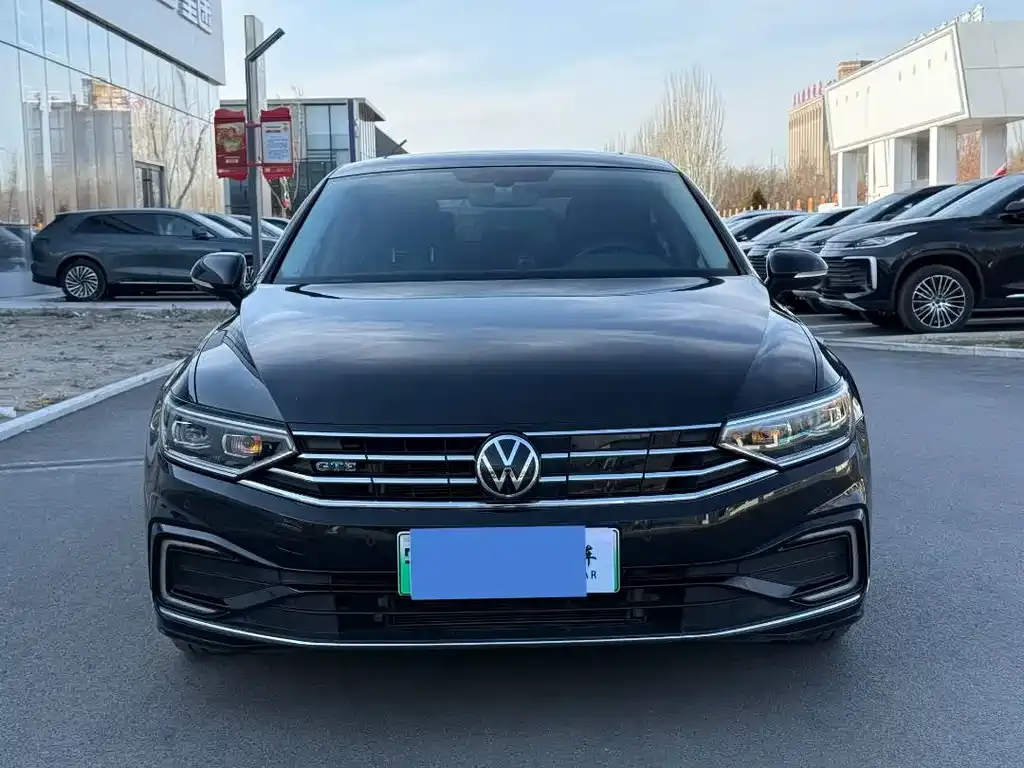 Volkswagen Magotan GTE PHEV 2024 из CN, фото 2