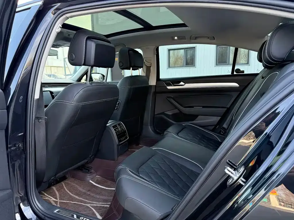 Volkswagen Magotan GTE PHEV 2024 из CN, фото 6