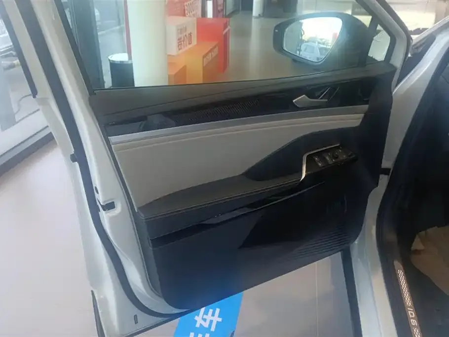 Volkswagen ID.6 Crozz 2024 из CN, фото 10