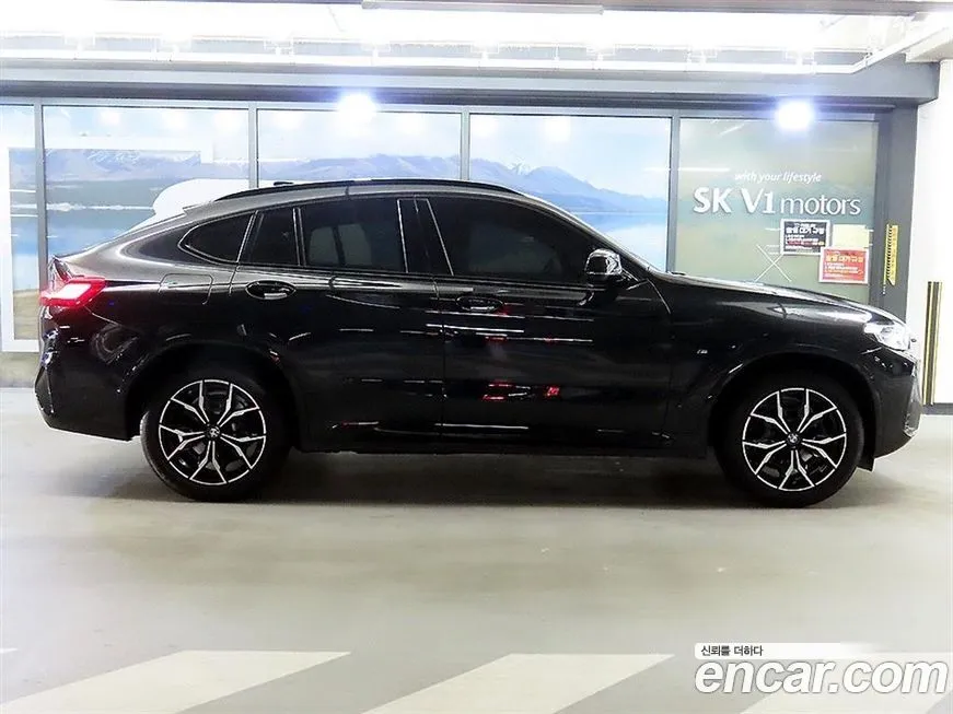 BMW X4 — фото 4