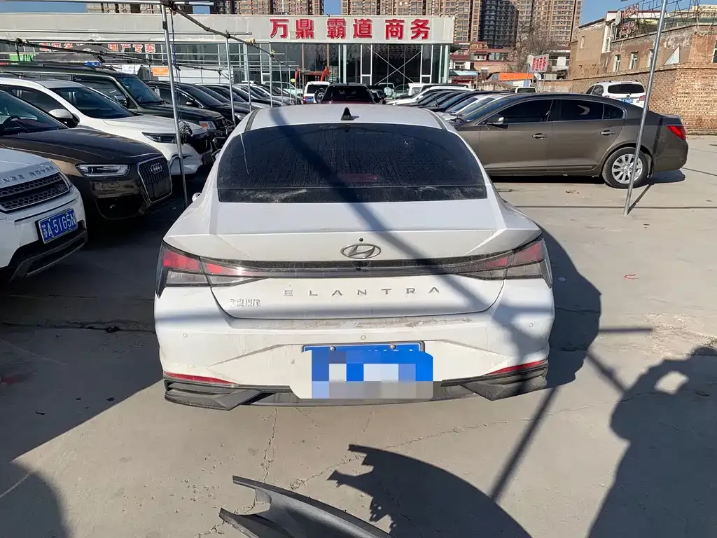 Hyundai Elantra 2023 из CN, фото 6