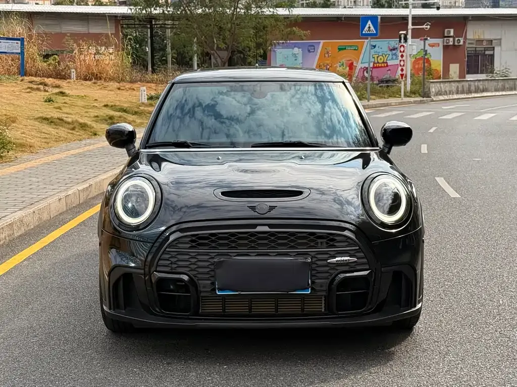 MINI Cooper (3-door) 2024 из CN, фото 8