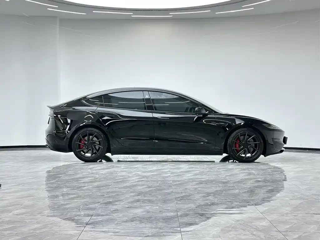 Tesla Model 3 2024 из CN, фото 4