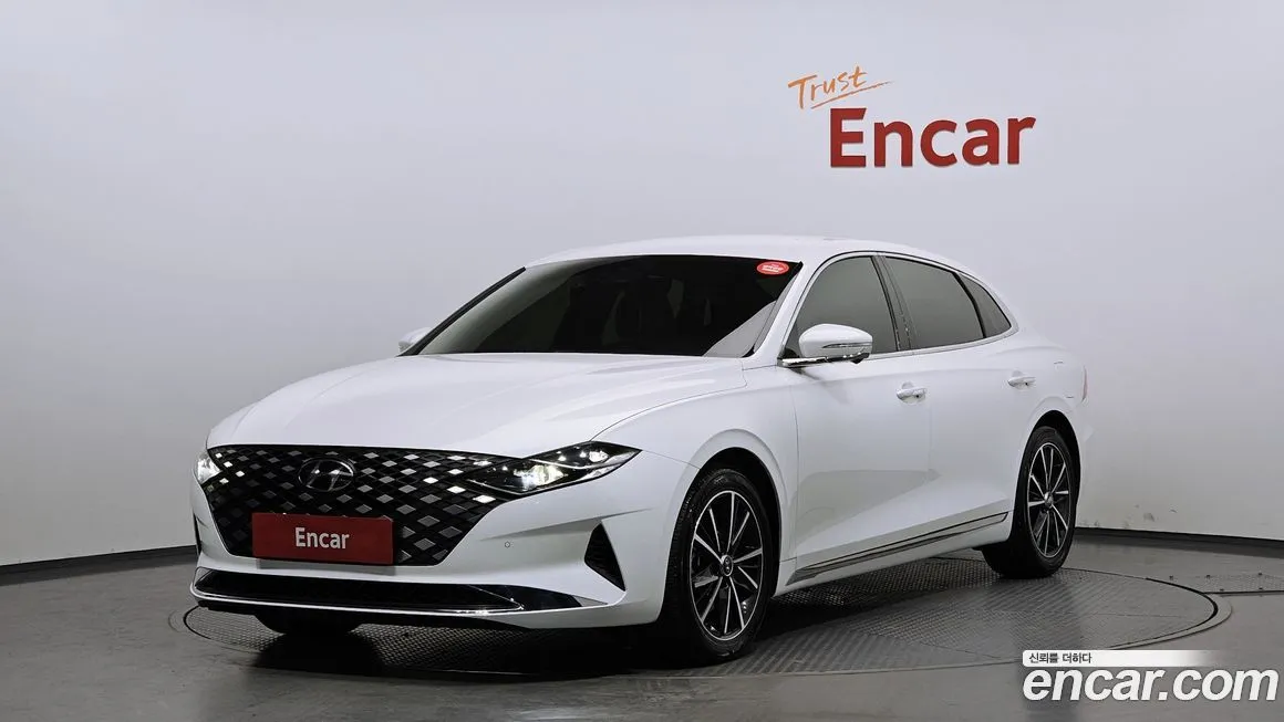 Hyundai Grandeur 2022 из KR, фото 1