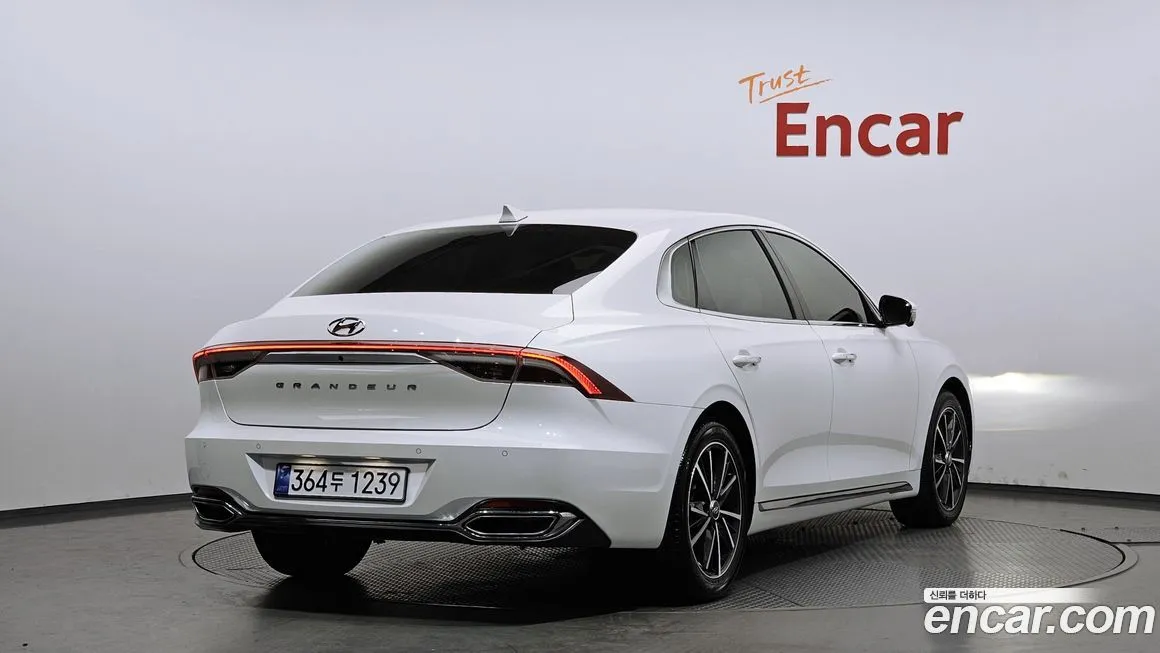 Hyundai Grandeur 2022 из KR, фото 5
