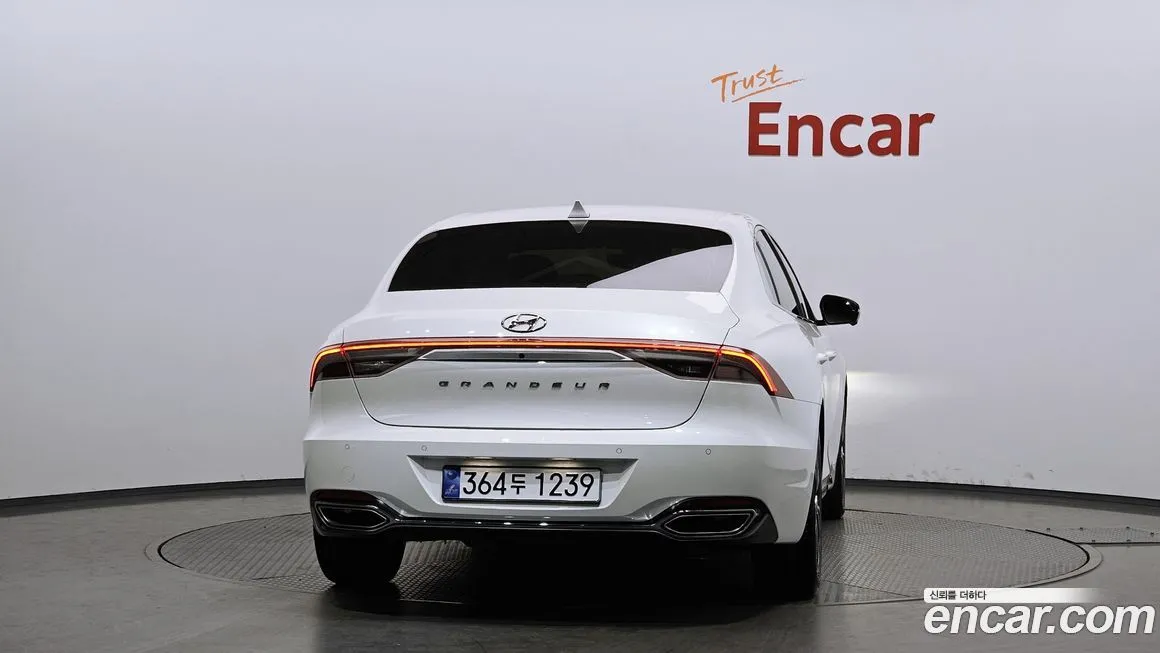 Hyundai Grandeur 2022 из KR, фото 3